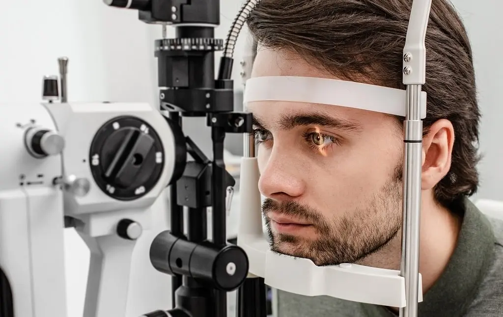 Examenes visuales y asesoramiento profesional imagen 0